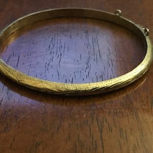 Sterling silver hinged cuff with design